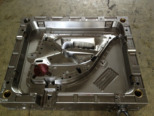 Automotive 2 Plate Injection Mold Base With Hot Runner Plate