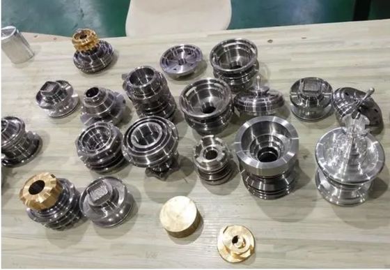 Niestandardowe elementy matrycy prasującej Części Frezowanie materiałów metalowych Obróbka CNC